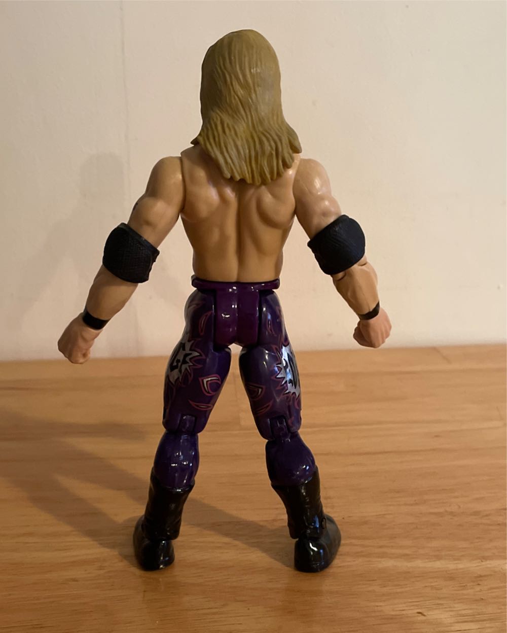 Edge - WWF Jakks Pacific Titan Tron Live (WWF Jakks Pacific Titan Tron Live “Picture Perfect” Exclusive 2 pack) action figure collectible - Main Image 2