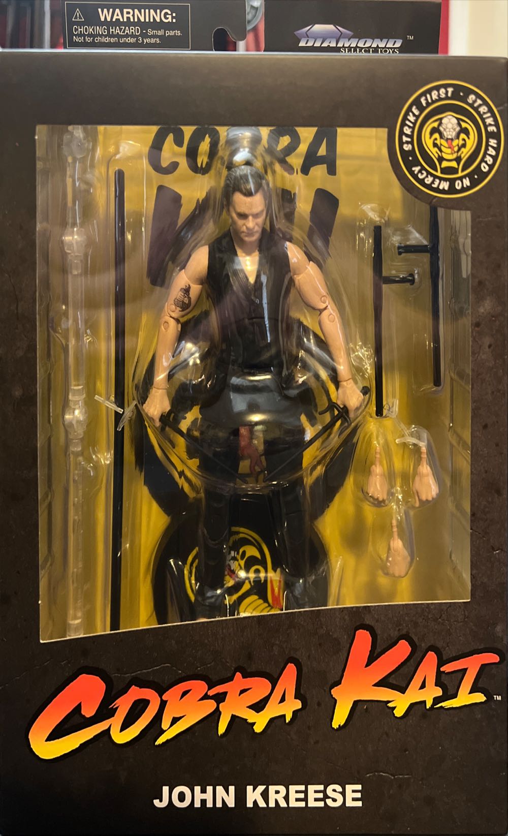 John Kreese - Diamond Select (The Karate Kid - Cobra Kai) action figure collectible [Barcode 699788843826] - Main Image 2