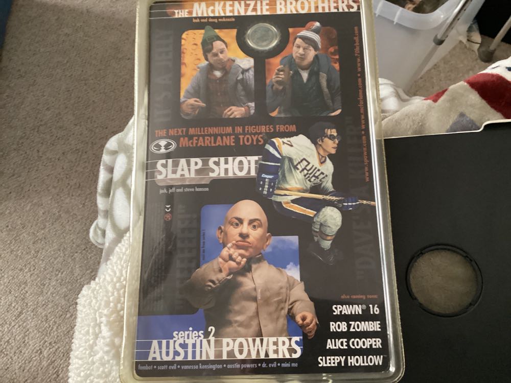 McFarlane Toys Collector’s Club - Terry Fitzgerald  (Movie Maniacs) action figure collectible - Main Image 2