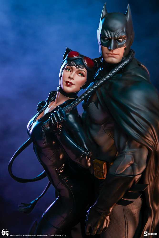 Batman & Catwoman, Sideshow Maquette (1:5) - Sideshow Collectibles (DC Comics) action figure collectible - Main Image 2