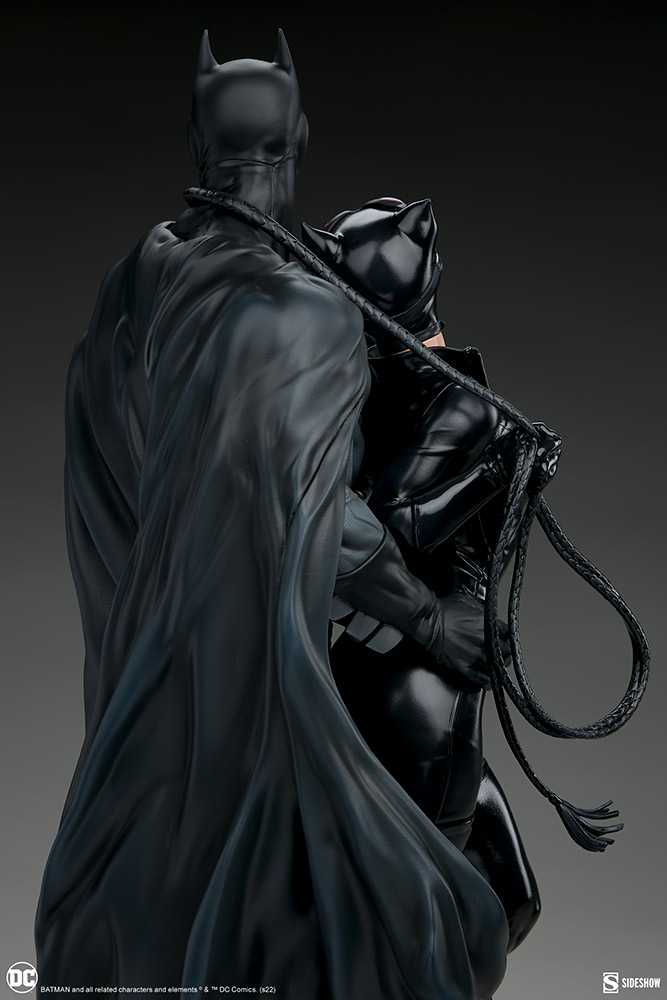 Batman & Catwoman, Sideshow Maquette (1:5) - Sideshow Collectibles (DC Comics) action figure collectible - Main Image 4