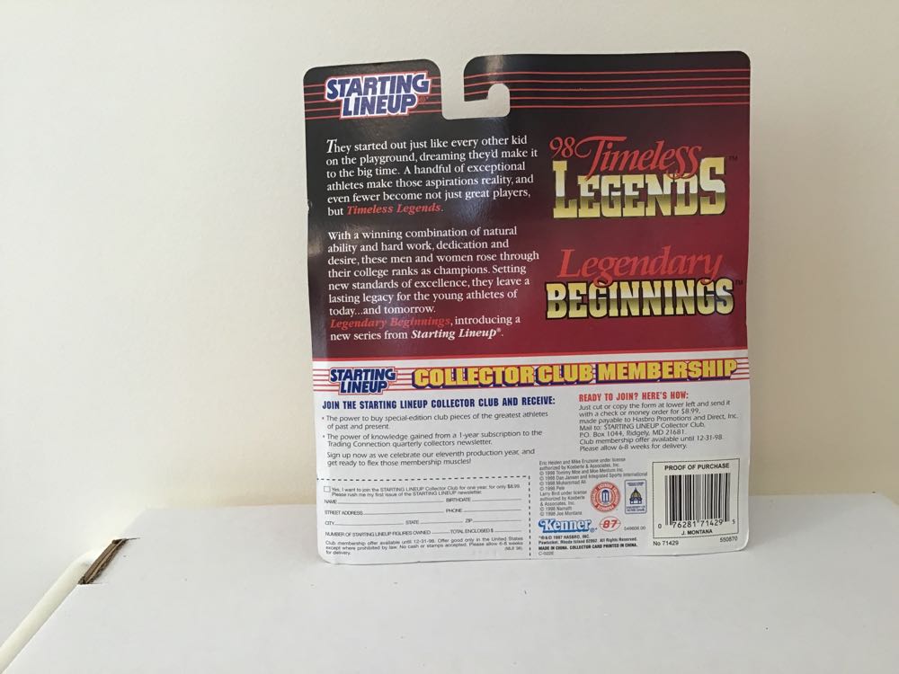 Joe Montana - Kenner (Timeless Legends) action figure collectible - Main Image 2