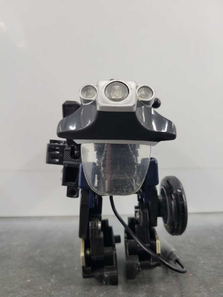 Axer (Missing Left Arm) - Hasbro (Robots In Disguise RID) action figure collectible - Main Image 2