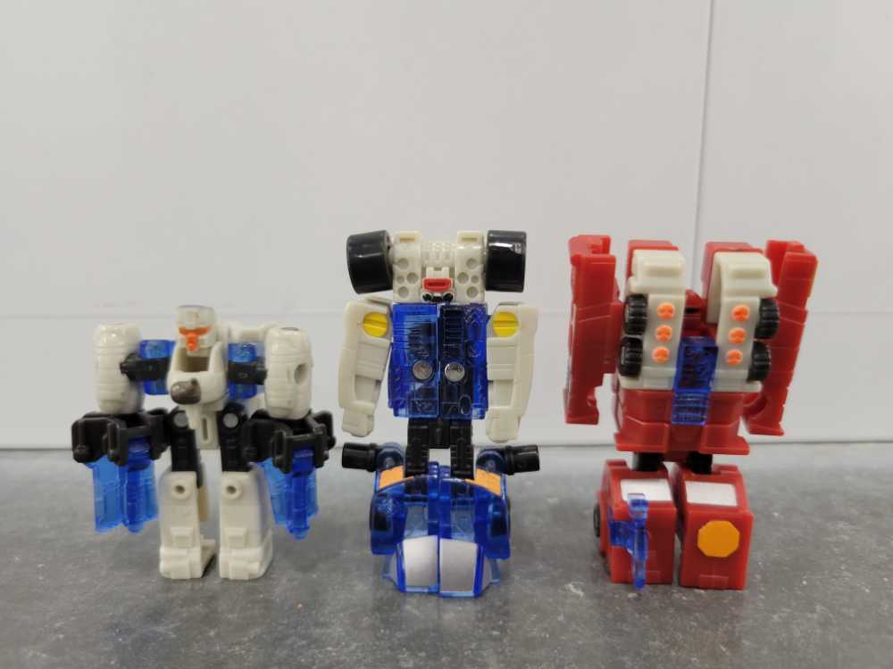 Makeshift with Prowl And Firebot Emergency Minicon Team - Hasbro (Armada) action figure collectible - Main Image 4