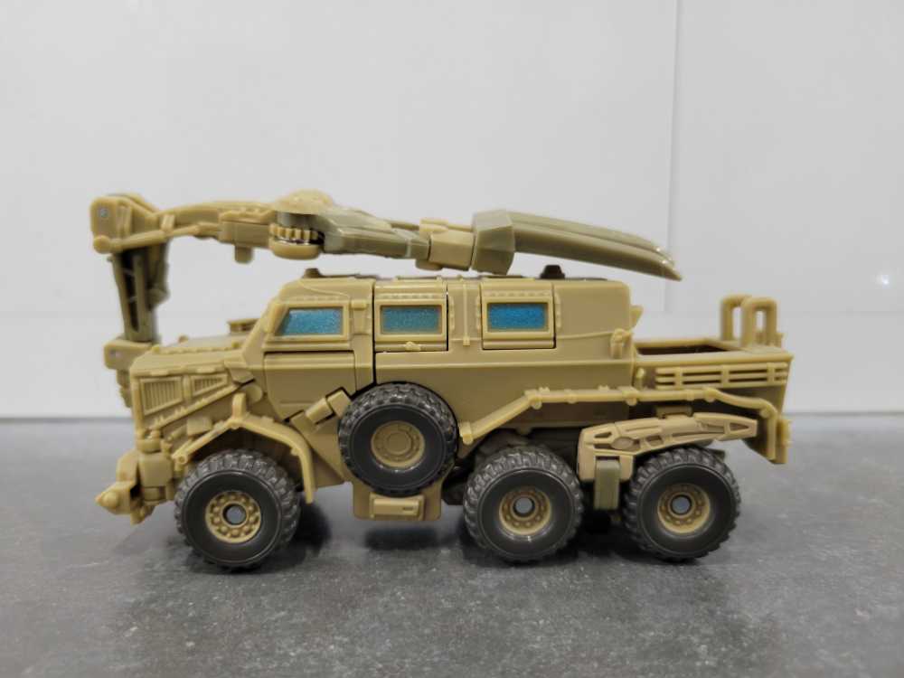 Bonecrusher 4th Vehicle Mode - Hasbro (Movie) action figure collectible - Main Image 1