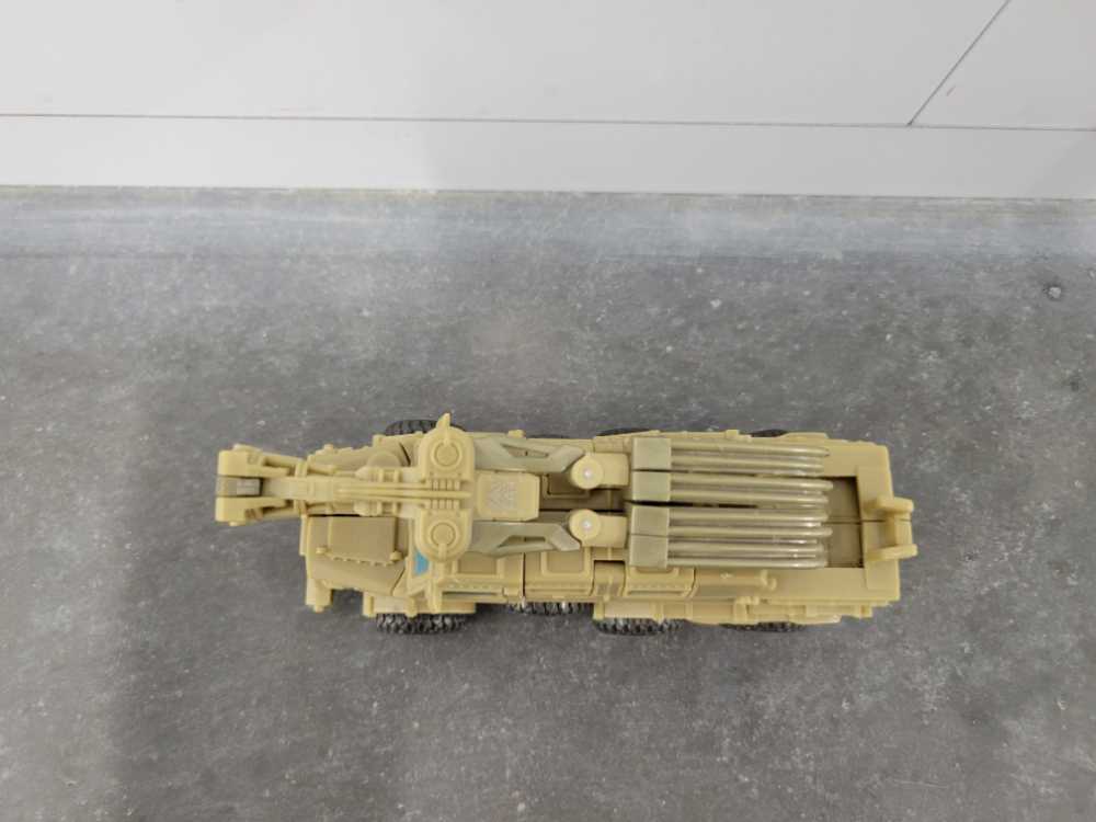 Bonecrusher 4th Vehicle Mode - Hasbro (Movie) action figure collectible - Main Image 2