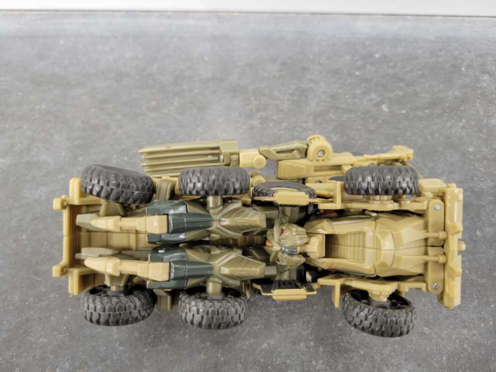 Bonecrusher 4th Vehicle Mode - Hasbro (Movie) action figure collectible - Main Image 4
