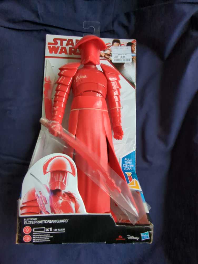 StarWars elite Electronic Praetorian guard - Disney / Hasbro action figure collectible [Barcode 5010993417469] - Main Image 2