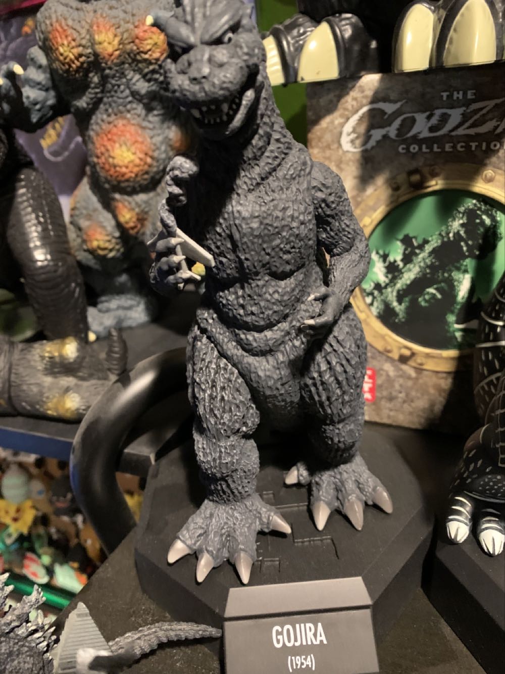 Mondo Godzilla Museum Gojira 1954 - Mondo action figure collectible - Main Image 2