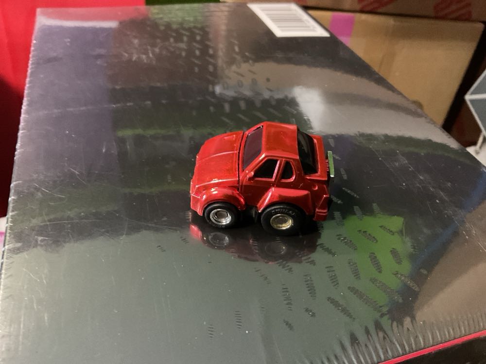 Transformers G2 Hubcap - Hasbro (Transformers) (Transformers G2) action figure collectible - Main Image 2