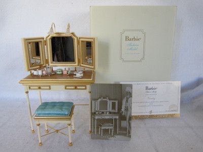 Barbie Silkstone Vanity Fashion Model Collection - Matel Inc action figure collectible [Barcode 027084029932] - Main Image 2