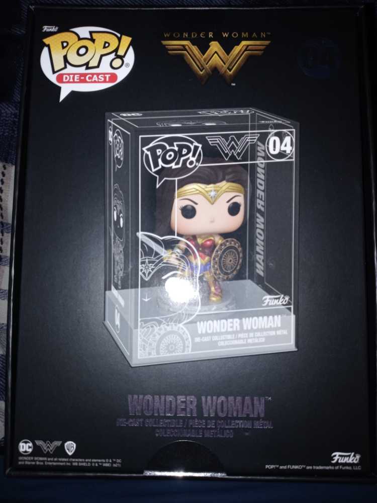 Die-cast Wonder Woman - Funko (Wonder Woman) (Wonder Woman) action figure collectible [Barcode 889698578707] - Main Image 2