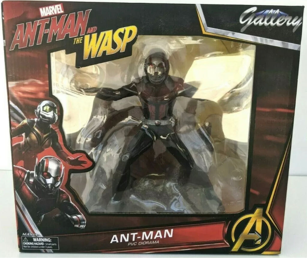 Ant-Man: Diamond Select PVC Statue - Diamond Select Toys action figure collectible [Barcode 699788830666] - Main Image 1