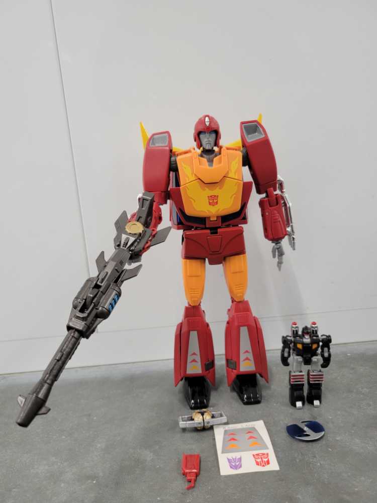 Offshoot with Rodimus Prime Robot Mode Targetmaster  - Hasbro (Masterpiece Large Scale) action figure collectible - Main Image 4
