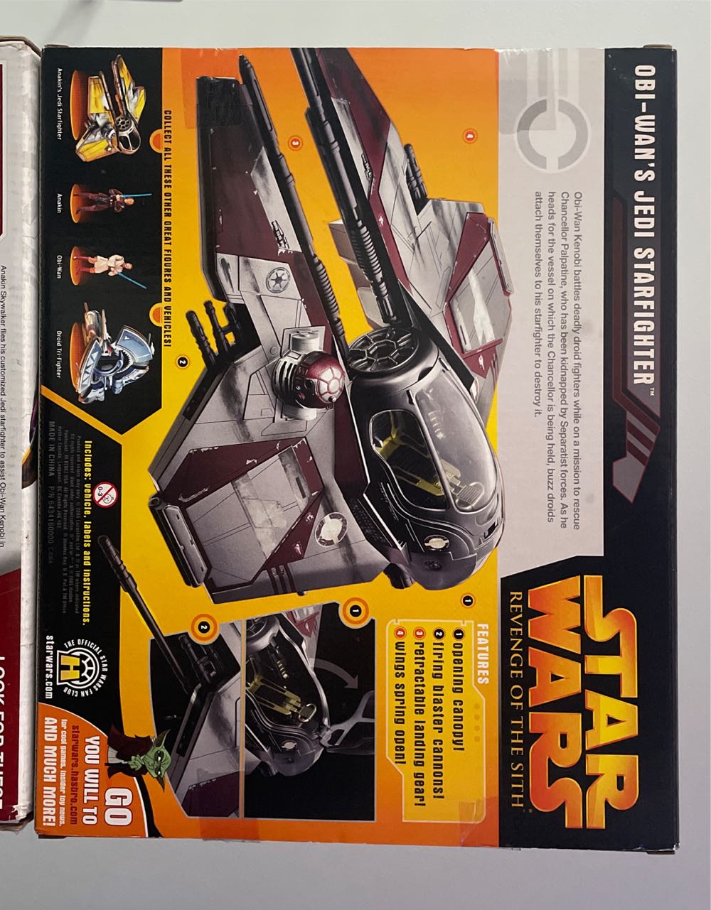 Star Wars Vehicle: Obi-Wan’s Jedi Starfighter - Hasbro (Revenge Of The Sith) action figure collectible [Barcode 076930853450] - Main Image 2