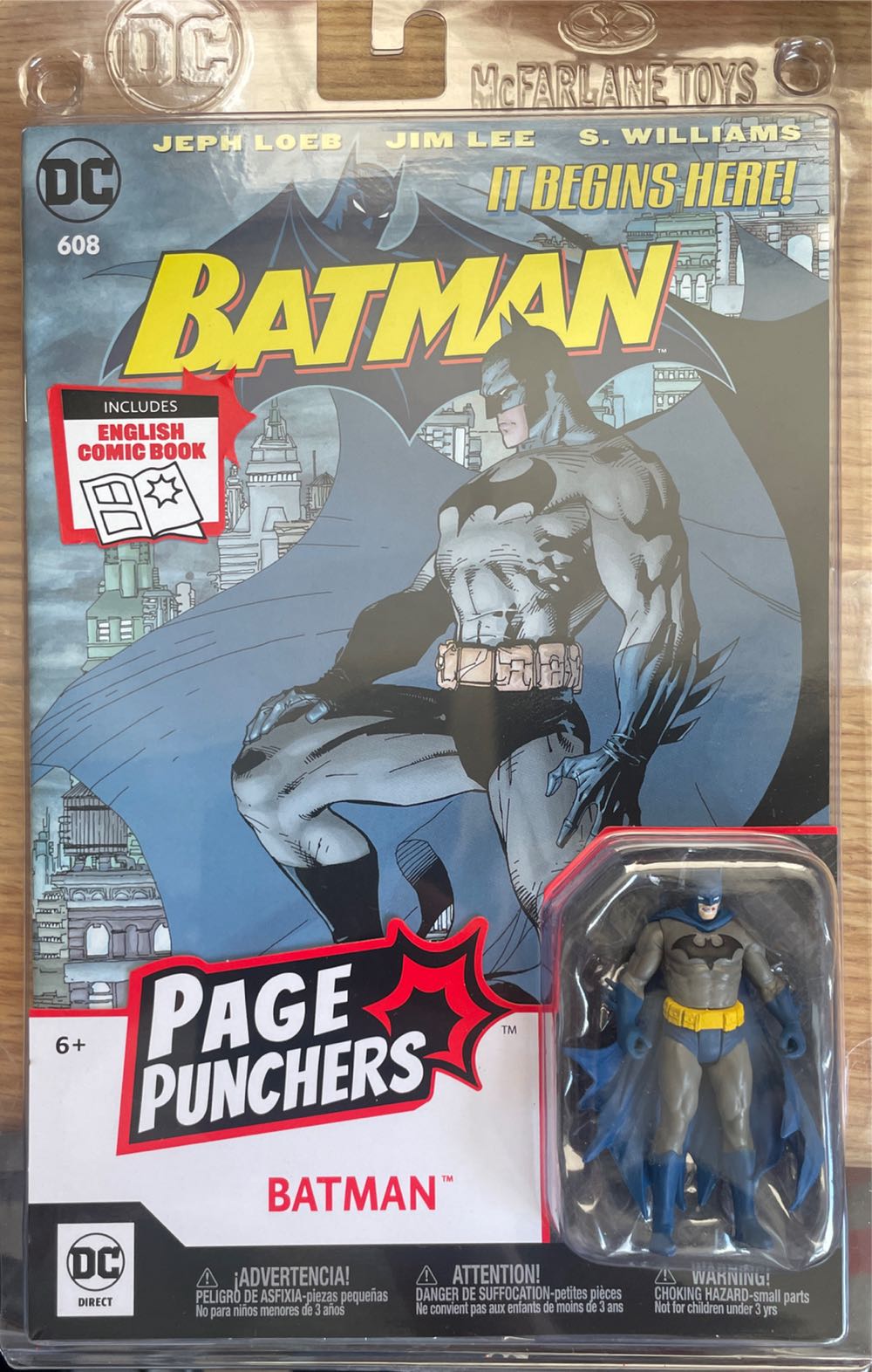 Page Punchers: Batman (Hush) - Mcfarlane (3 inch Page Punchers : DC) action figure collectible [Barcode 787926158427] - Main Image 3