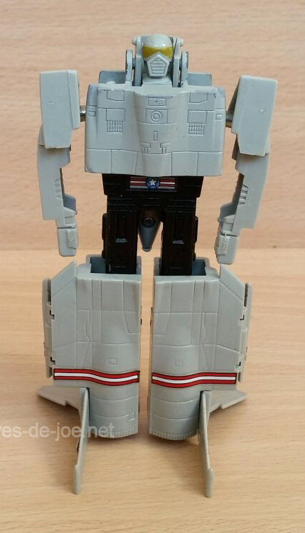 Leader-1 - Bandai (Super GoBots) action figure collectible [Barcode 5012256055081] - Main Image 2
