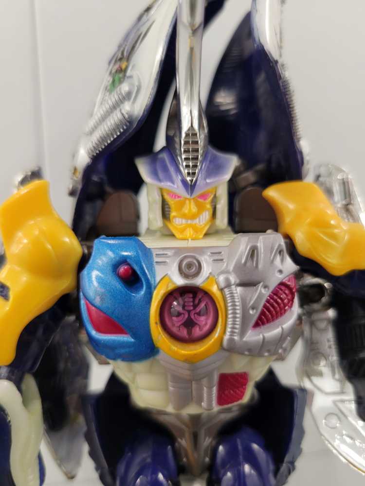 Ant-Man: Diamond Select PVC Statue