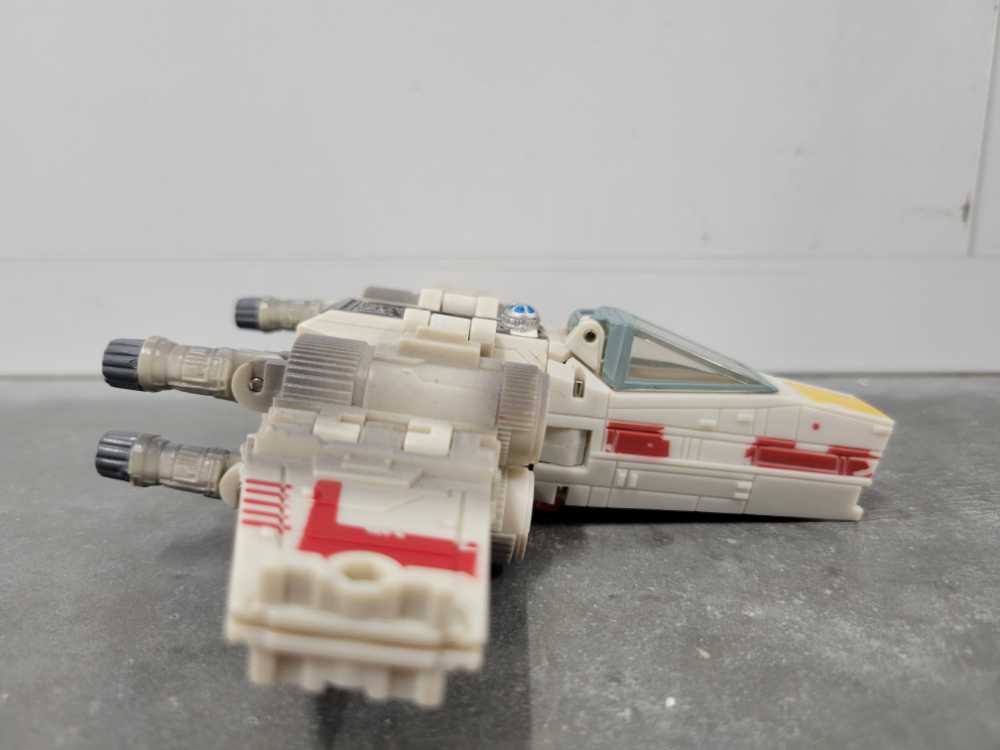 X-Wing Luke Skywalker 2nd - Hasbro (Star Wars Crossover) action figure collectible - Main Image 3