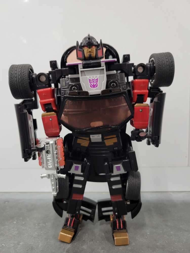 Dead End 3rd Robot Mode - Hasbro (Alternators) action figure collectible - Main Image 2