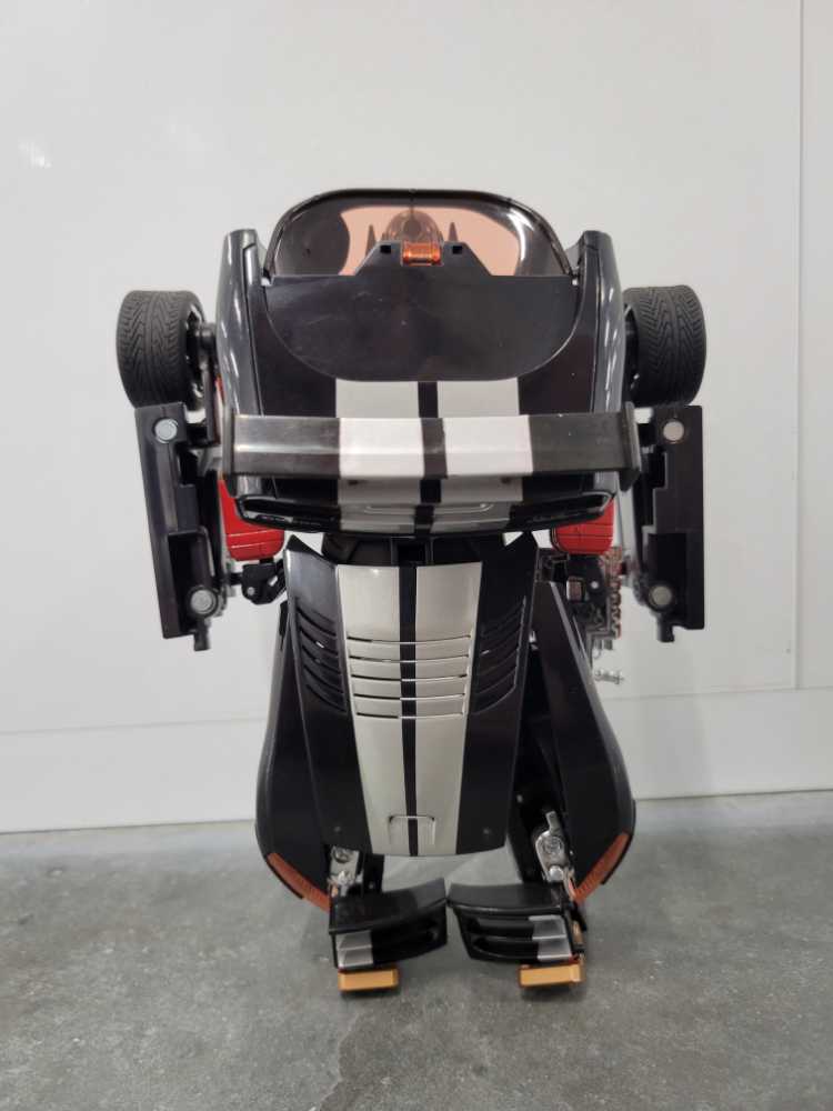 Dead End 3rd Robot Mode - Hasbro (Alternators) action figure collectible - Main Image 4