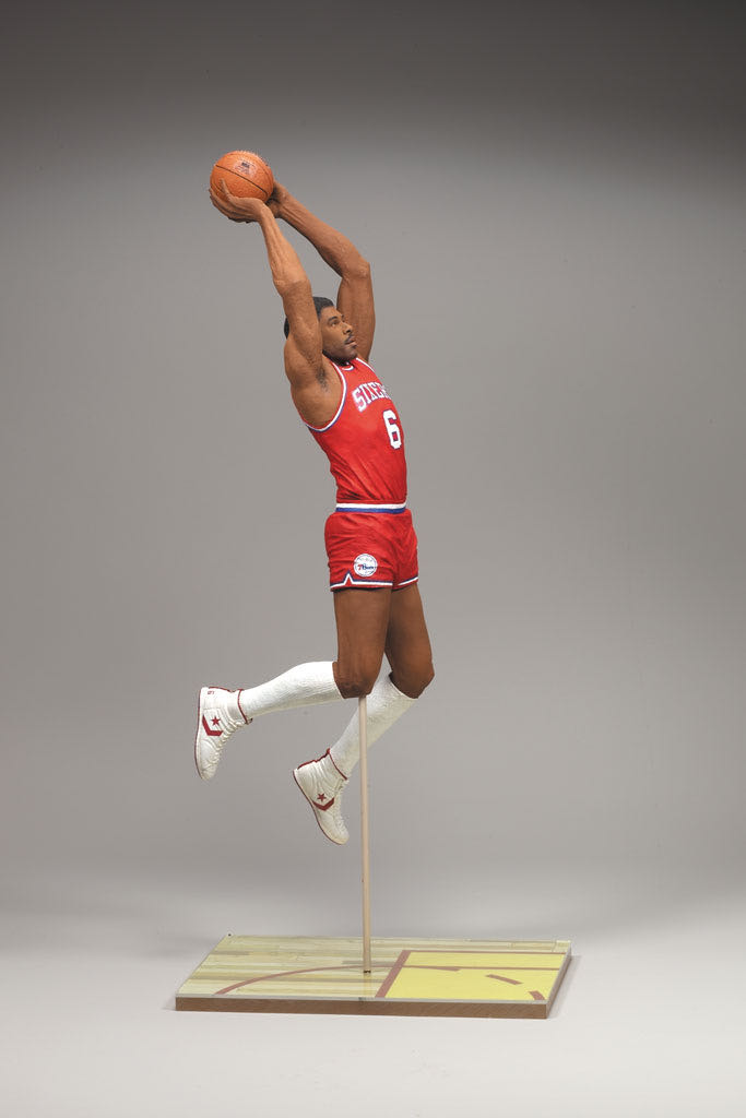 McFarlane NBA Legends : Julius Erving ( Philadelphia 76ers ) - McFarlane Toys (Mcfarlane NBA) action figure collectible - Main Image 3