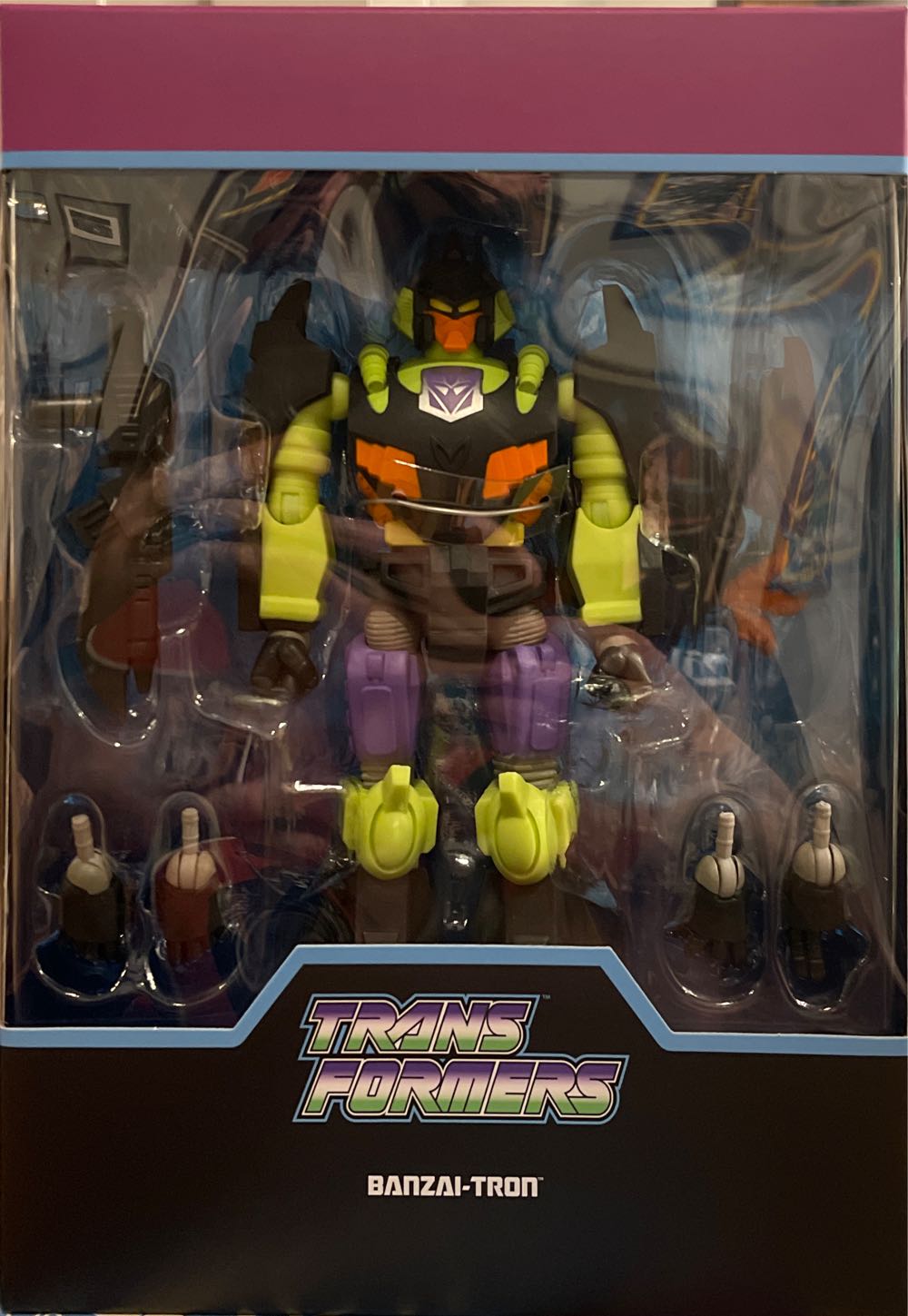Super7 X Transformers Ultimates! Banzai-Tron - Super7 (The Transformers) action figure collectible [Barcode 840049814004] - Main Image 2