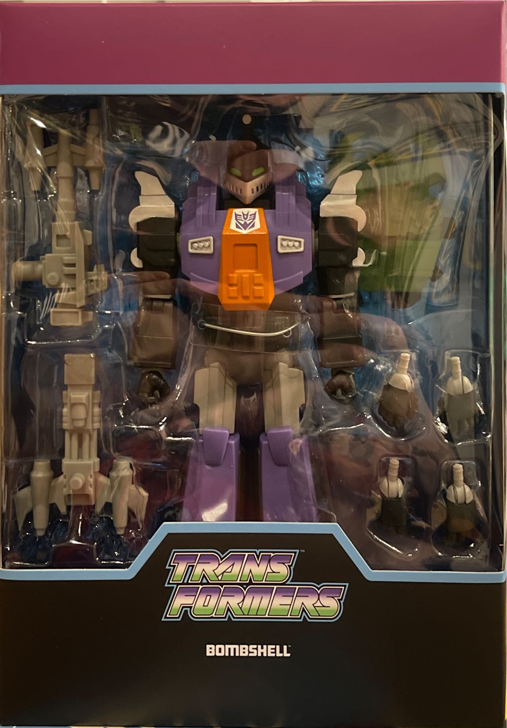 Super7 X Transformers Ultimates! Bombshell - Super 7 (Super 7 Ultimates Transformers) action figure collectible [Barcode 840049813991] - Main Image 2