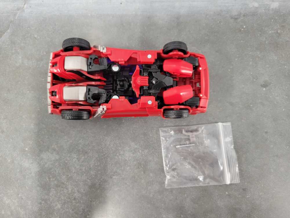 Cliffjumper Terrorcon First Edition (Vehicle Mode No Head) Toys"R"Us  - Hasbro (Prime First Edition) action figure collectible - Main Image 4