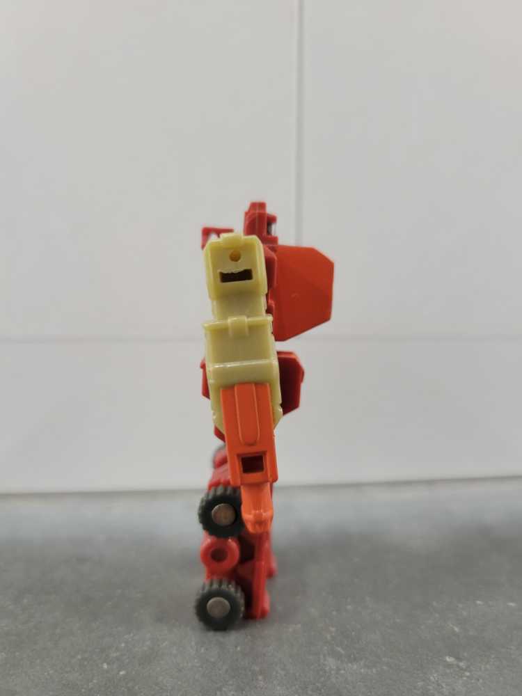 Blackout Robot Mode - Hasbro (Armada) action figure collectible - Main Image 2