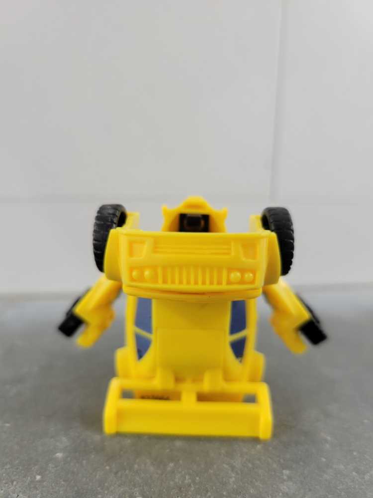 Bumblebee - Hasbro (Bot Shots) action figure collectible - Main Image 3