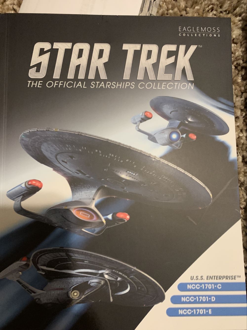 Star Trek: USS Enterprise 1701-E - Eaglemoss Collections (Eaglemoss Star Trek) action figure collectible - Main Image 2