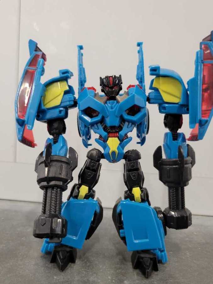 Rumble Robot Mode - Hasbro (Prime) action figure collectible - Main Image 2