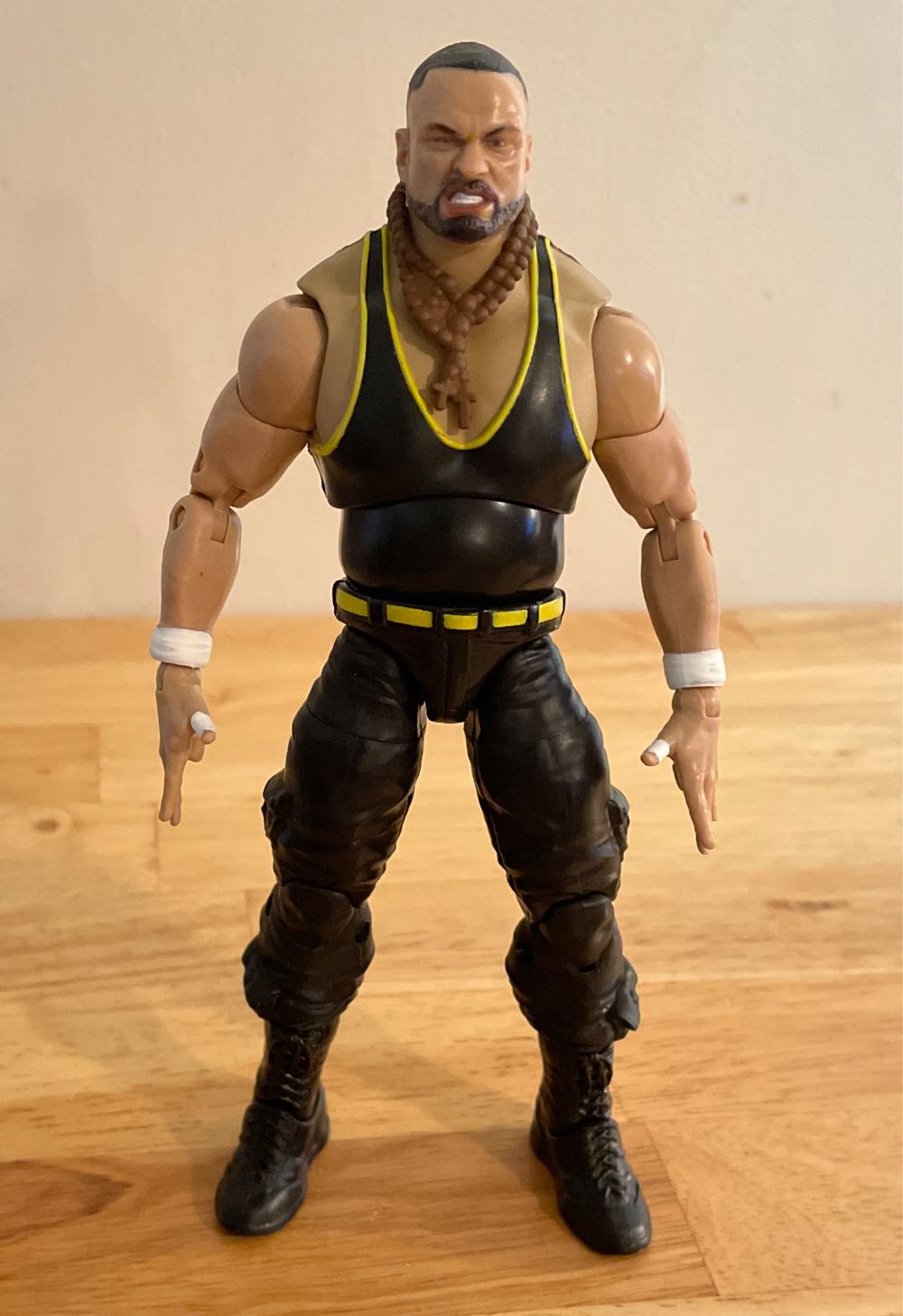 73. Eddie Kingston - Jazwares LLC (AEW Unrivaled) action figure collectible [Barcode 191726430865] - Main Image 3