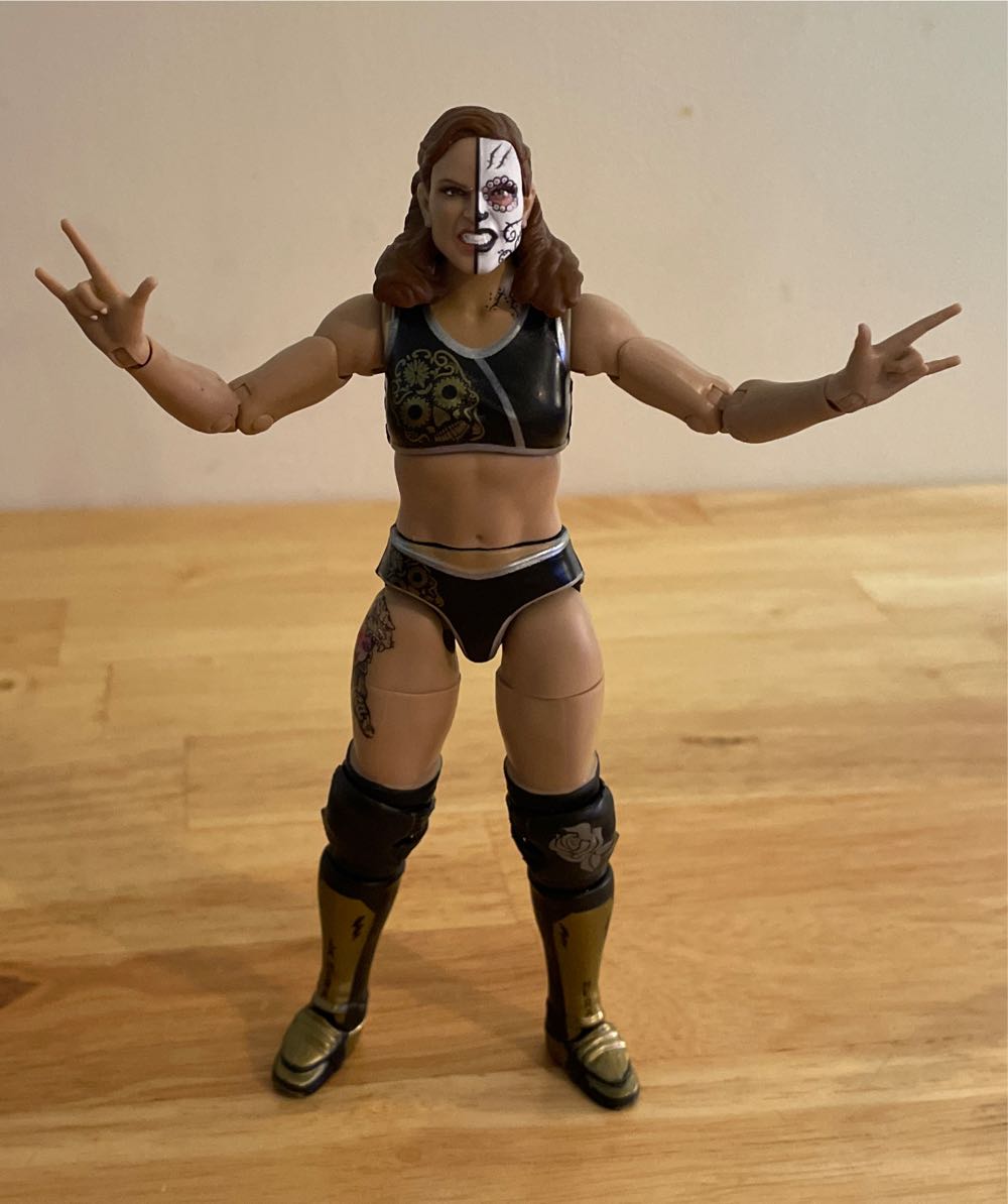 Thunder Rosa - Jazwares (AEW Unrivaled Collection Series 9) action figure collectible [Barcode 191726430902] - Main Image 3