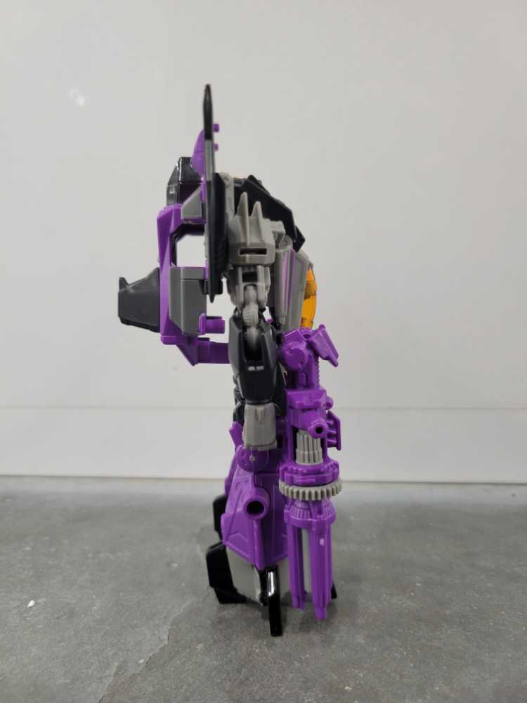 Skywarp Robot Mode Fall Of Cybertron FOC - Hasbro (Generations War For Cybertron) action figure collectible - Main Image 3