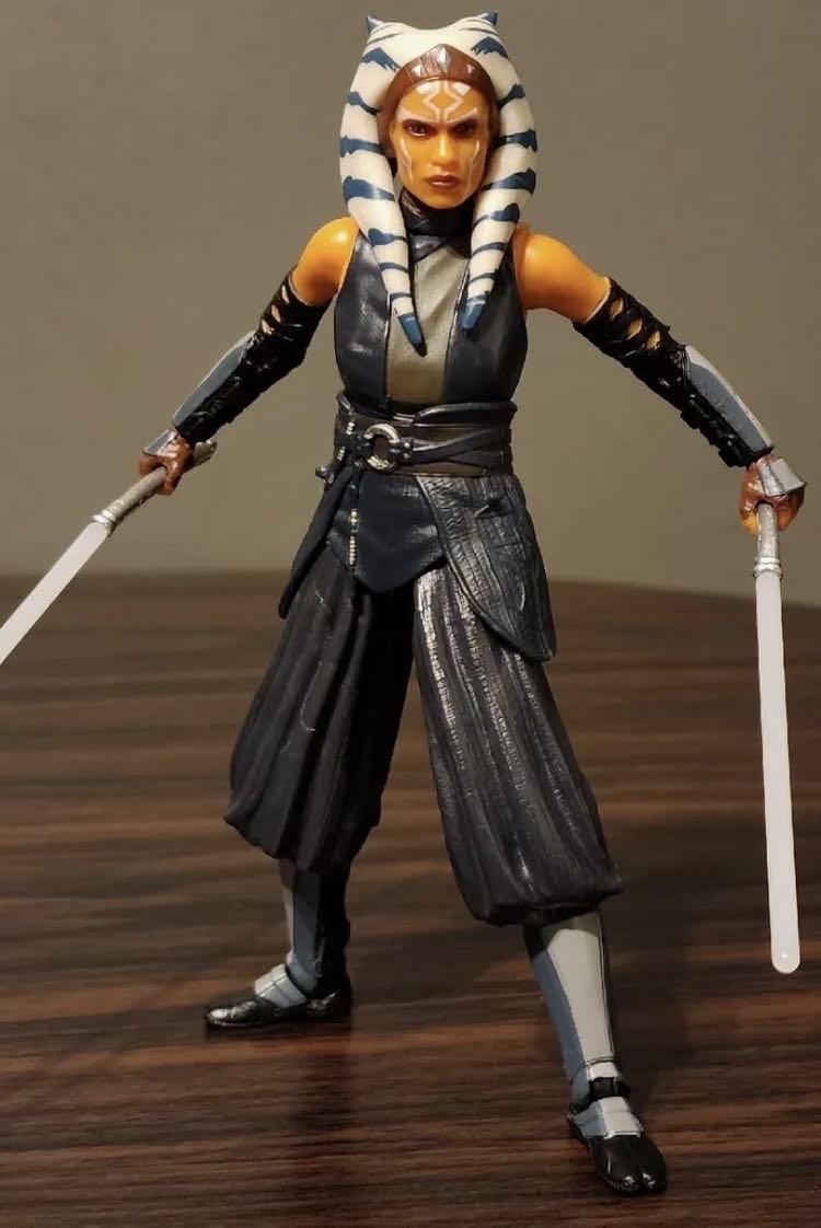 MANDO: Ahsoka Tano - Hasbro (Star Wars) action figure collectible - Main Image 3