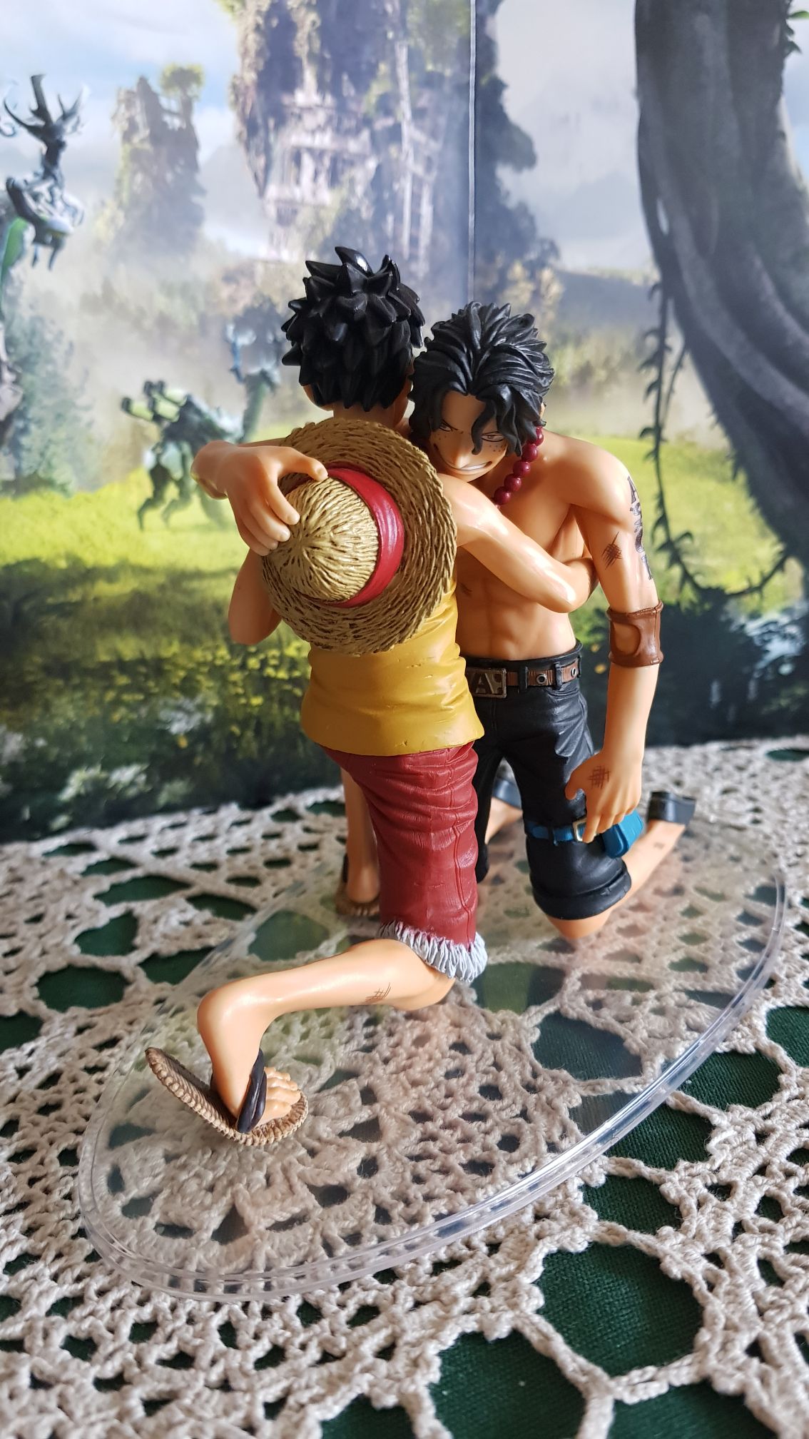 One Piece - Luffy E Ace Dramatic Showcase - Banpresto action figure collectible - Main Image 2