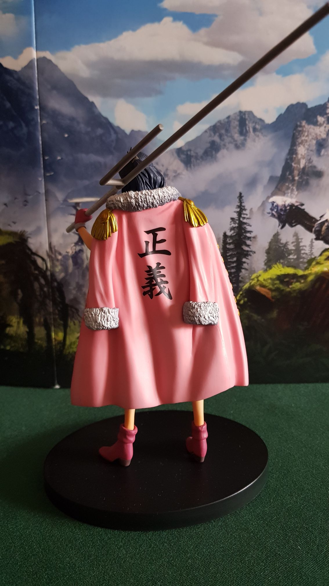 One Piece - Tashigi Grandline Lady - Banpresto action figure collectible - Main Image 2