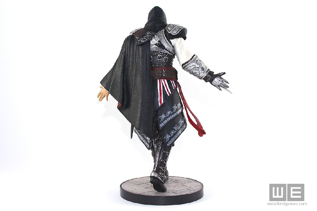 Assassin’s Creed 2 Black Edition  action figure collectible - Main Image 2