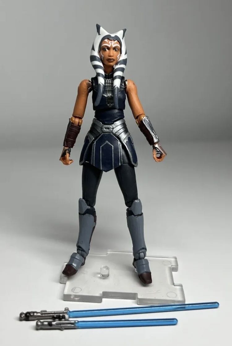VC 202: Ahsoka Tano (Mandalore) - Disney/ Hasbro (Star Wars - The Vintage Collection) action figure collectible - Main Image 3