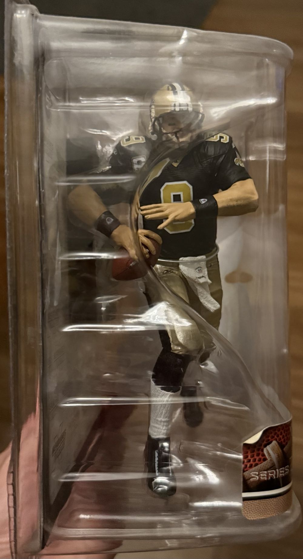 Nfl-Drew Brees (Black & Gold) - McFarlane Toys (NFL Series 28) action figure collectible [Barcode 787926747546] - Main Image 2
