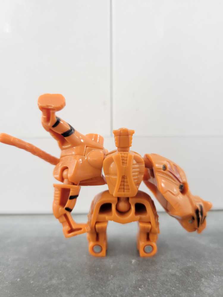 Snarl, Dreadwing And Overbite Preadator Attack Team - Hasbro (Classics) action figure collectible - Main Image 3