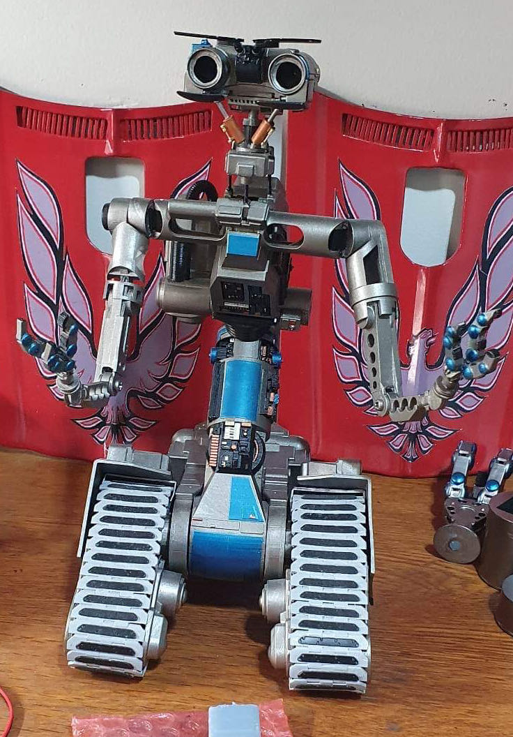 Johnny V - Short Curcuit  action figure collectible - Main Image 3