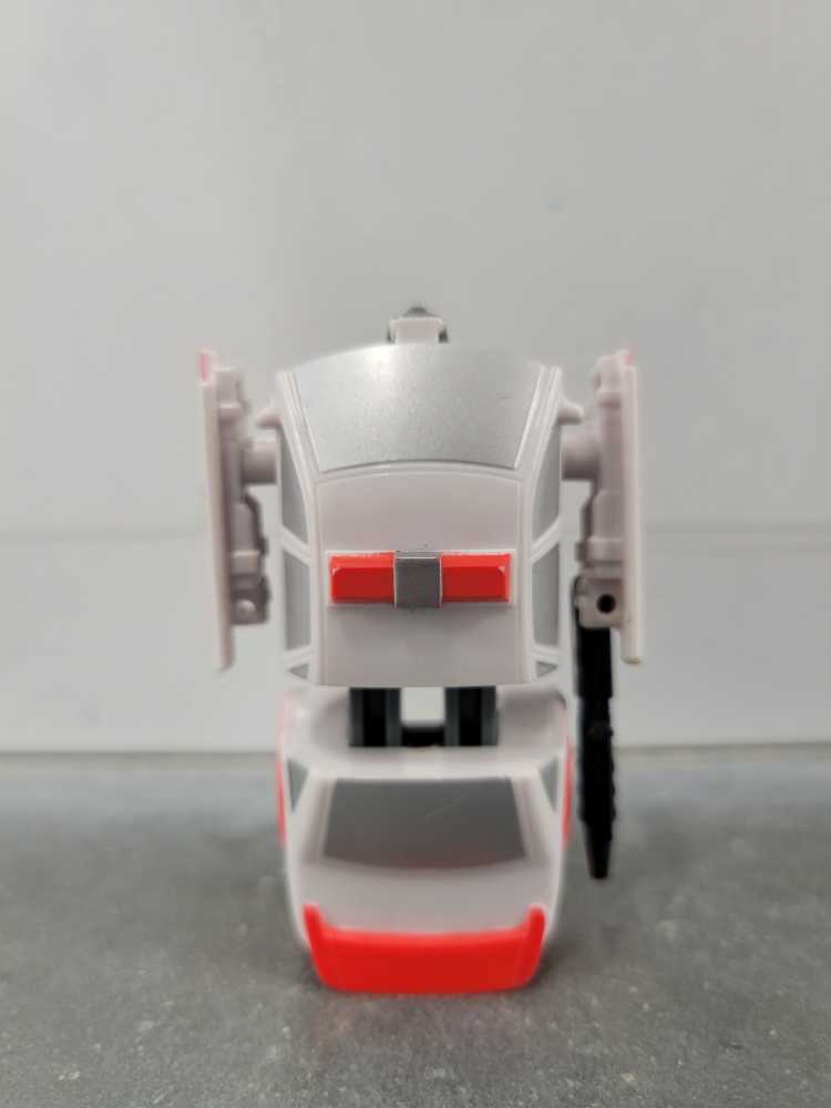 Prowl With Optimus Prime - Hasbro (Universe) action figure collectible - Main Image 4