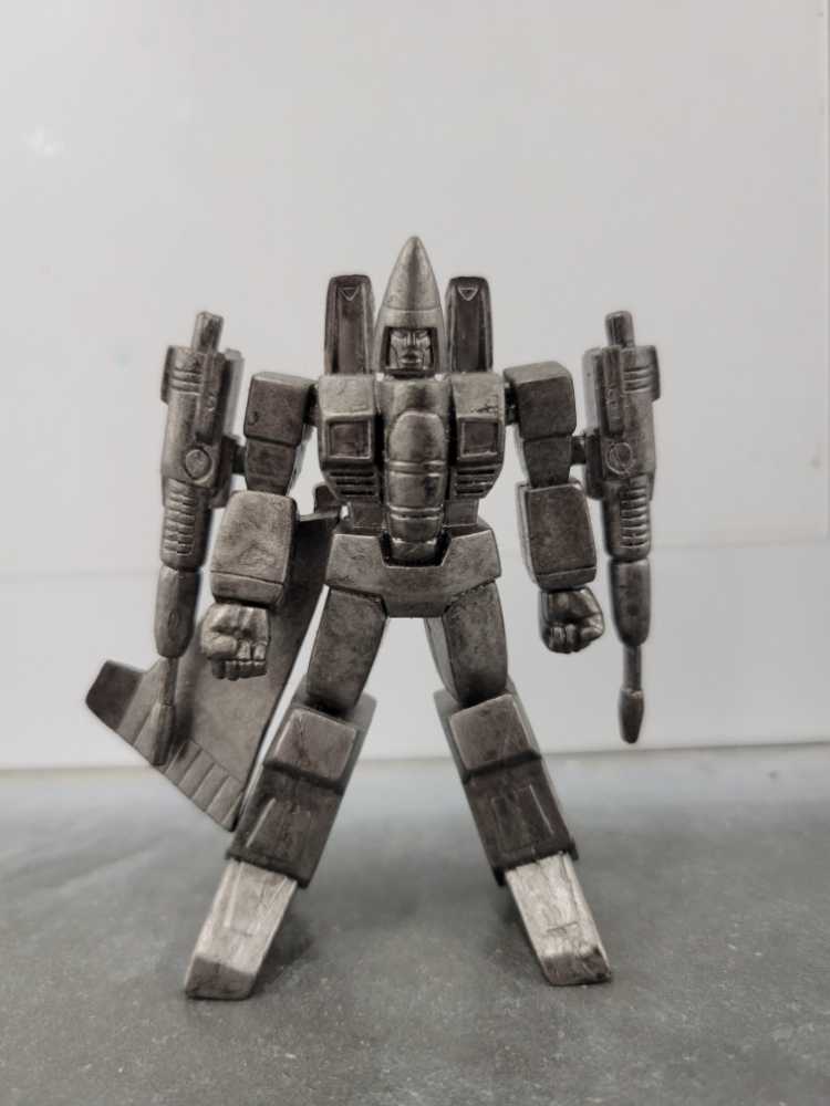 Dirge Pewter - Takara (Heroes Of Cybertron SCF) action figure collectible - Main Image 1