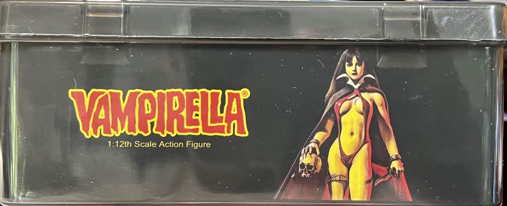 Vampirella - TBLeague / Executive Replicas (TBLeague Dynamite Comics) action figure collectible [Barcode 614614988892] - Main Image 3