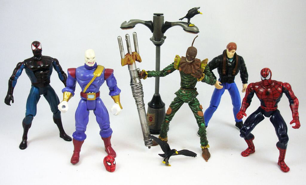 Spider-Man and the Scarecrow, The - Toybiz (Spider-Man) action figure collectible [Barcode 11151180] - Main Image 2