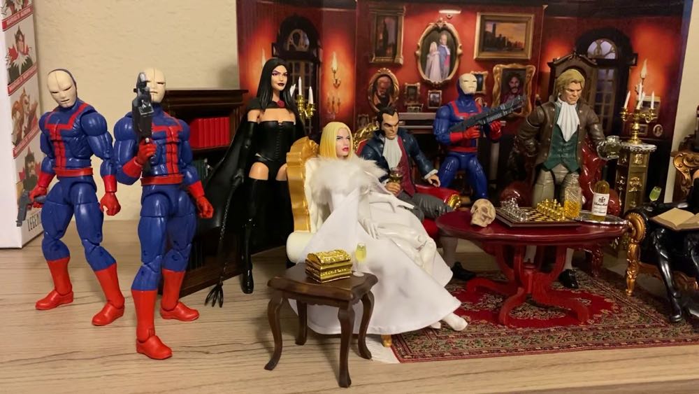 Donald Pirerce (White Bishop) - Hasbro (Marvel Legends) action figure collectible - Main Image 3