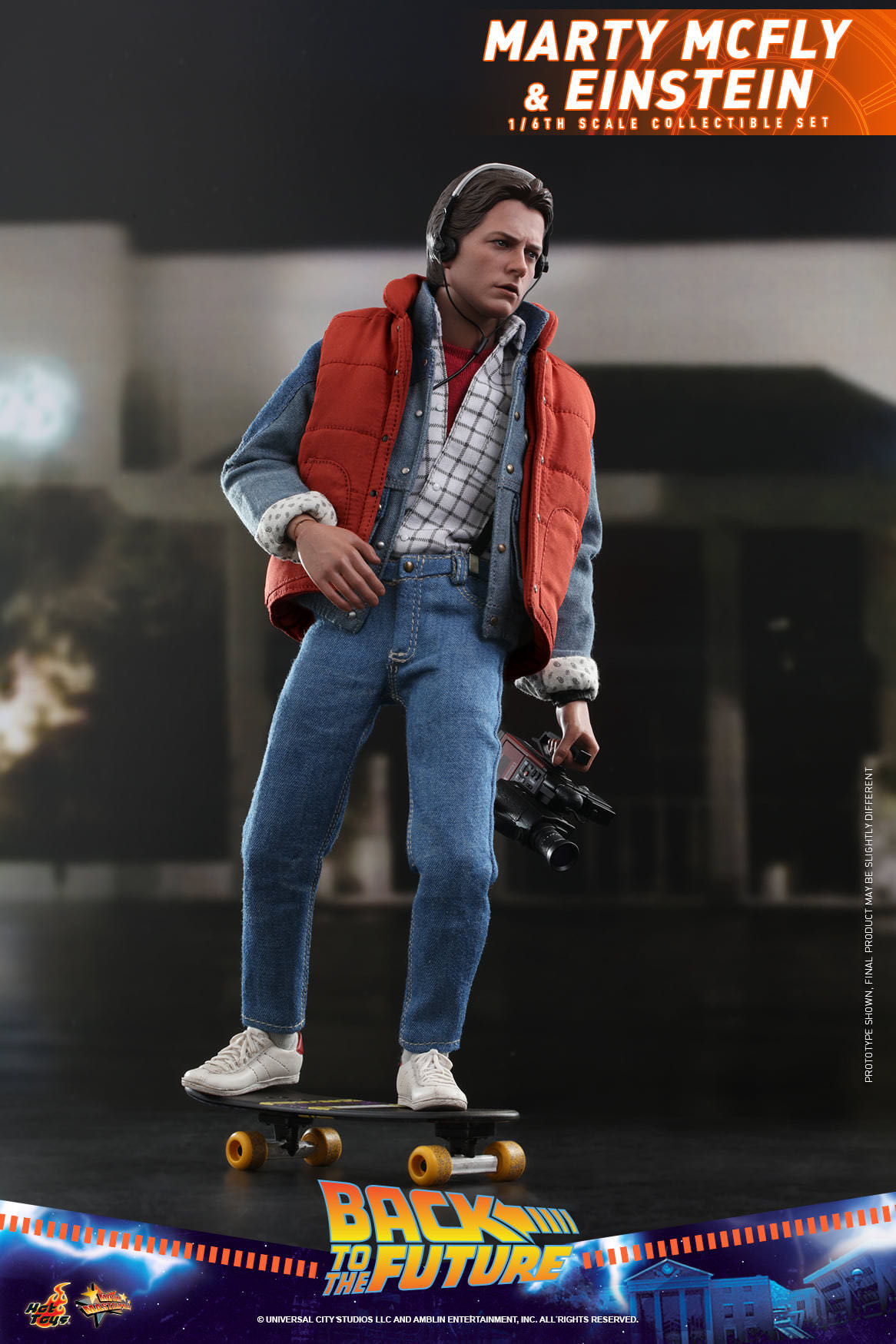 Marty Mcfly And Einstein - Hot Toys (Back To The Future) action figure collectible [Barcode 4895228605207] - Main Image 3